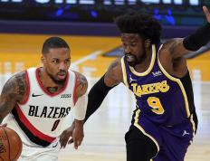 MK-阿扎伦卡在湖人比赛中连败，逆转引发热议！的简单介绍