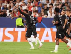 MK体育- 吴越暴熊队对阵洞庭雪豹队，电竞总决赛火力全开，门将神扑救主——赛场纪律更严谨