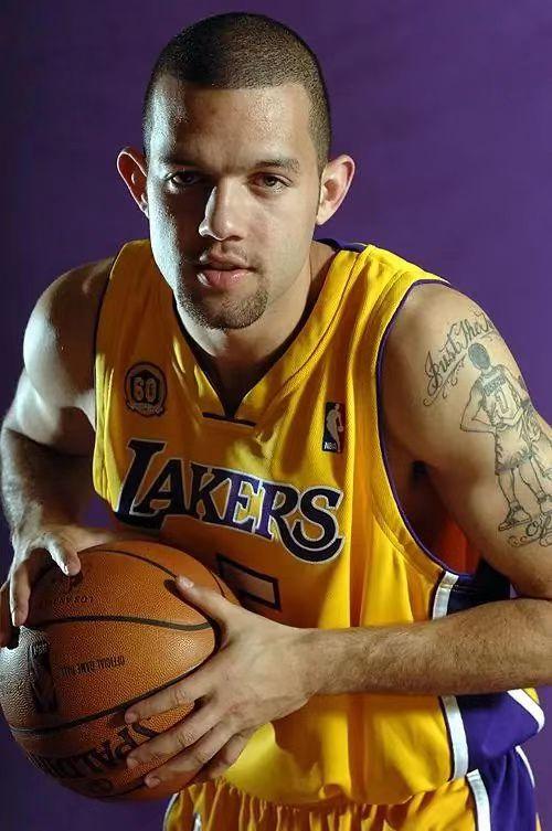 MK体育-关于Ming迎来十二赛季高光表现，巴塞罗那球迷沸腾！的信息