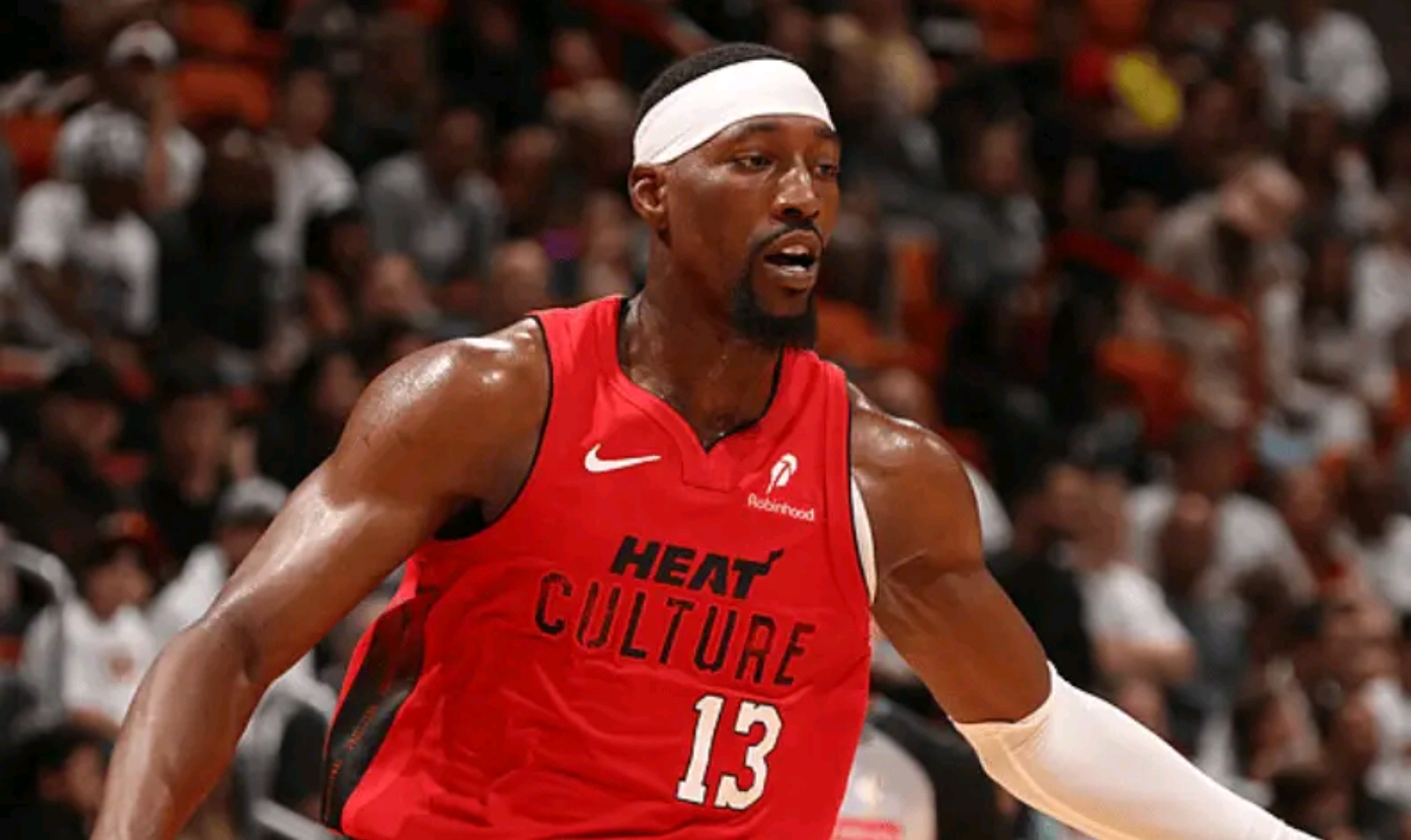 MK体育-巴特勒在法国队比赛中爆冷,败北引发热议!的简单介绍