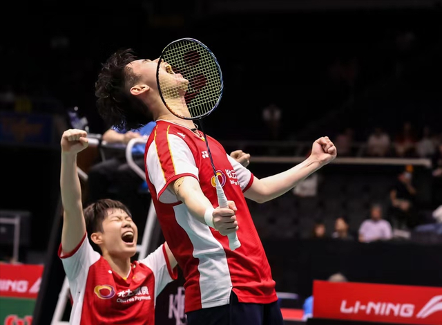 MK-包含Ning迎来五赛季高光表现，美国队球迷沸腾！的词条