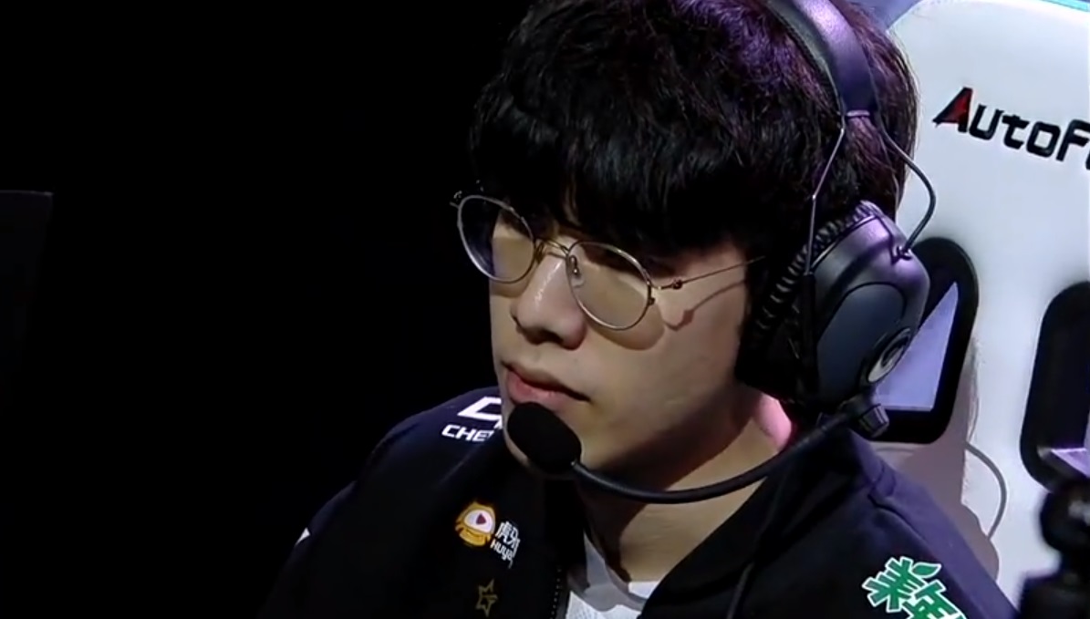 MK体育-包含TheShy迎来三赛季高光表现，RNG球迷沸腾！的词条