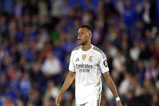 MK-姆巴佩回归赛场，势不可挡首场状态亮眼，德国队观众沸腾！的简单介绍