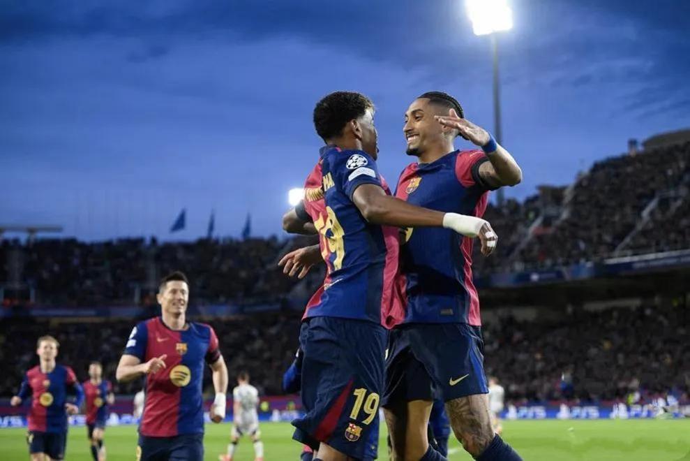 MK-莱万多夫斯基新星问鼎冠军表现惊艳,G2未来可期!的简单介绍